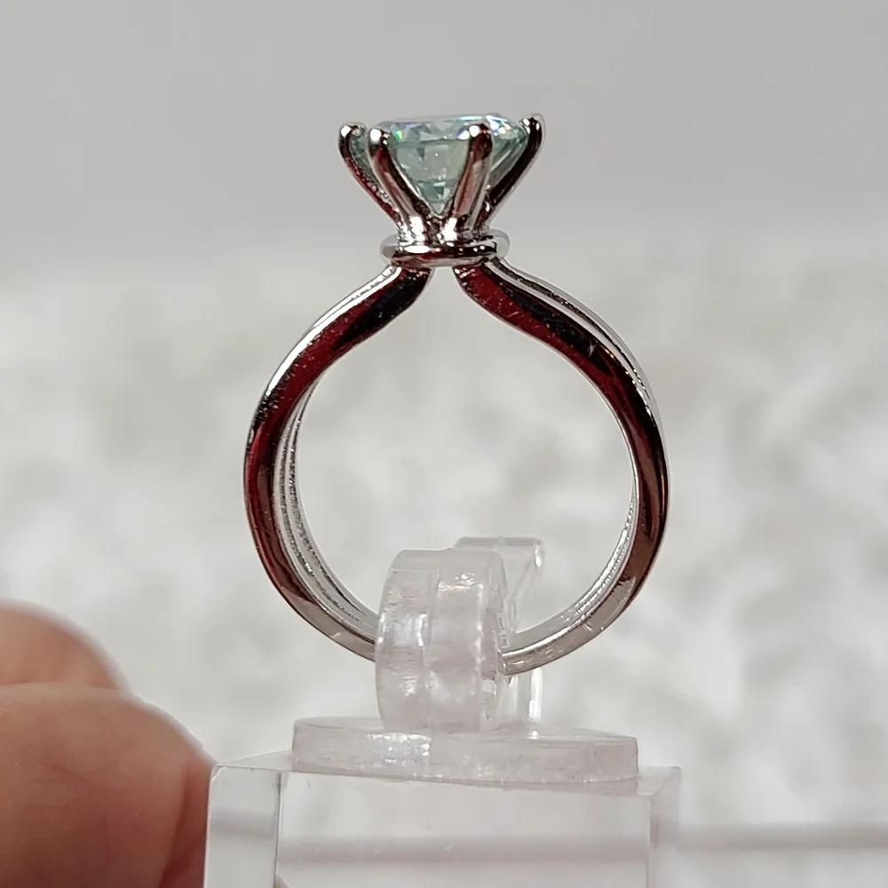 Moissanite 2 Carat Illusion Triple Band